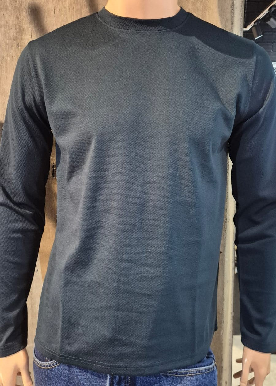 Polera deportiva manga larga